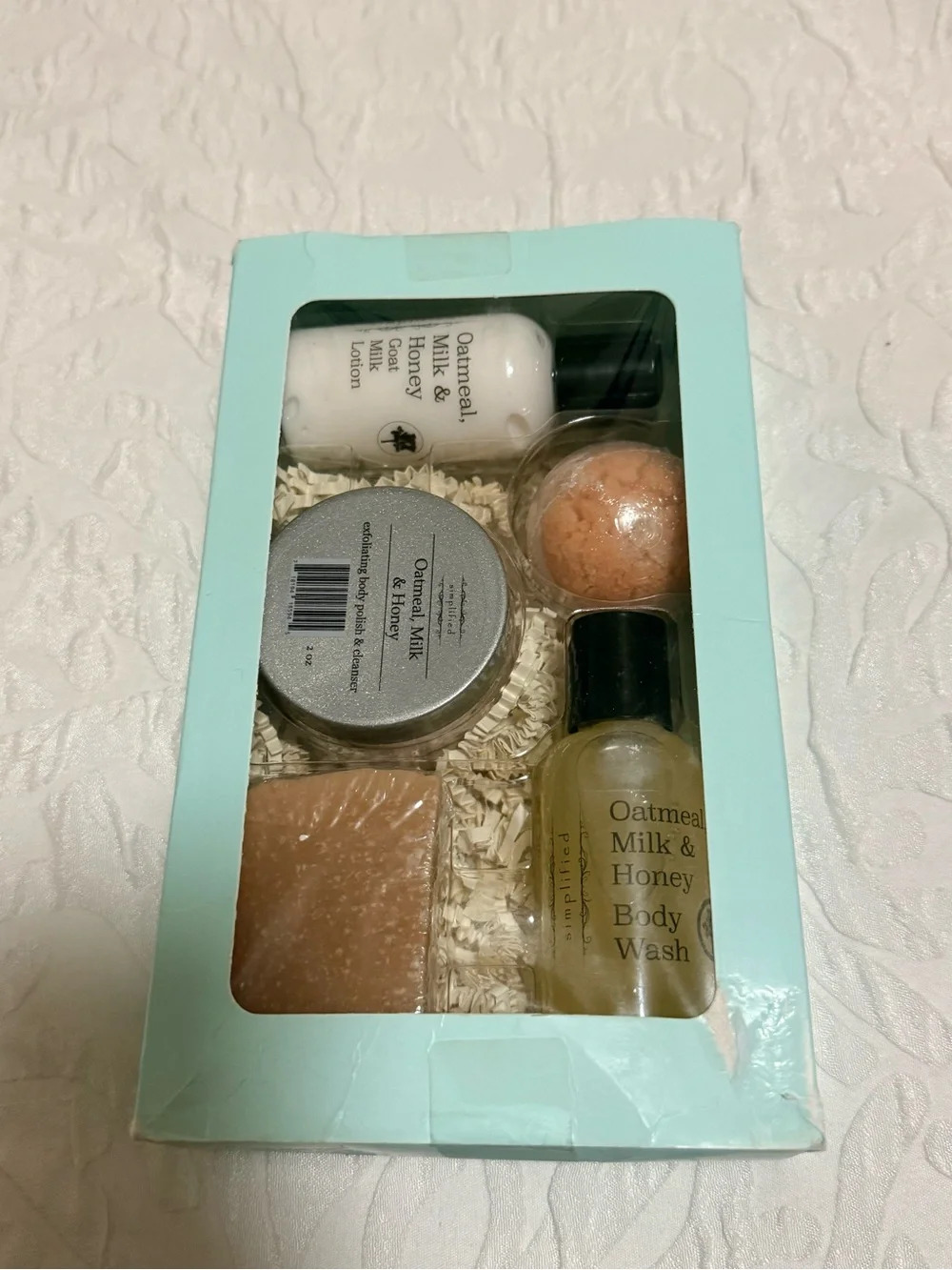 Simplified 5 Piece Sampler SOAPS, LOTION, POLISH - OATMEAL MILK & HONEY New!!